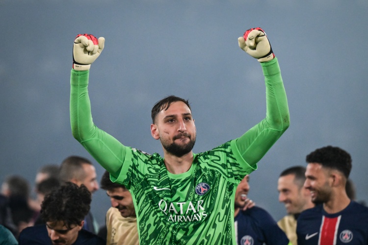 半岛体育官方入口-邮报：安特卫普门将拉门斯、多纳鲁马、大马丁都是曼联门将候选