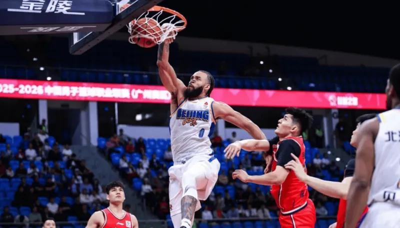 半岛体育官方入口-北京98-85广州迎3喜1忧！内线顶级，方硕拾最佳角色，杰曼咋整？